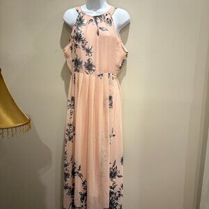 Fashion Mia Pastel Pink w/Gray Flowers Sleeveless Halter style Maxi Dress Large